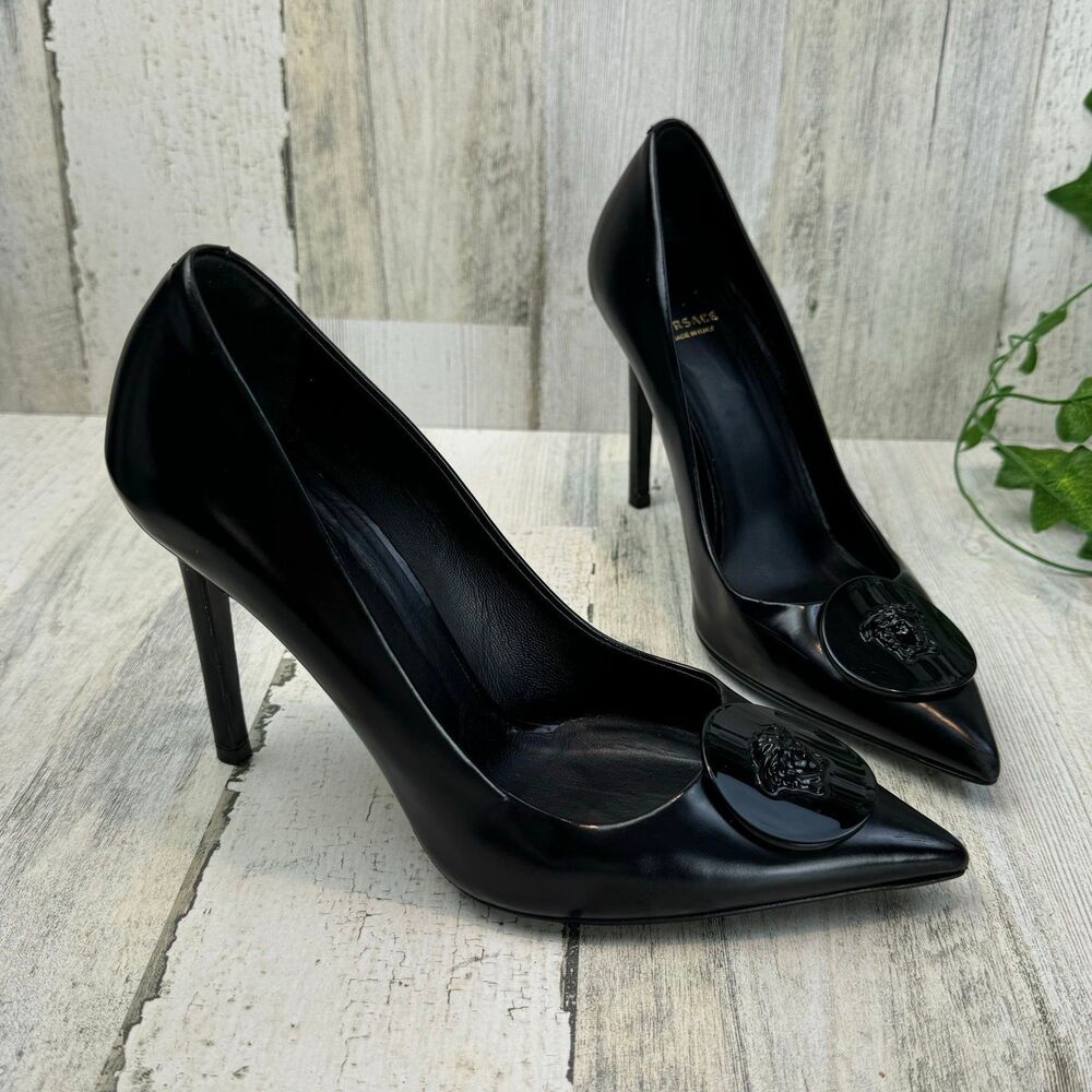 Versace Black Patent Leather Medusa Pumps Size 36 - Picture 2 of 11